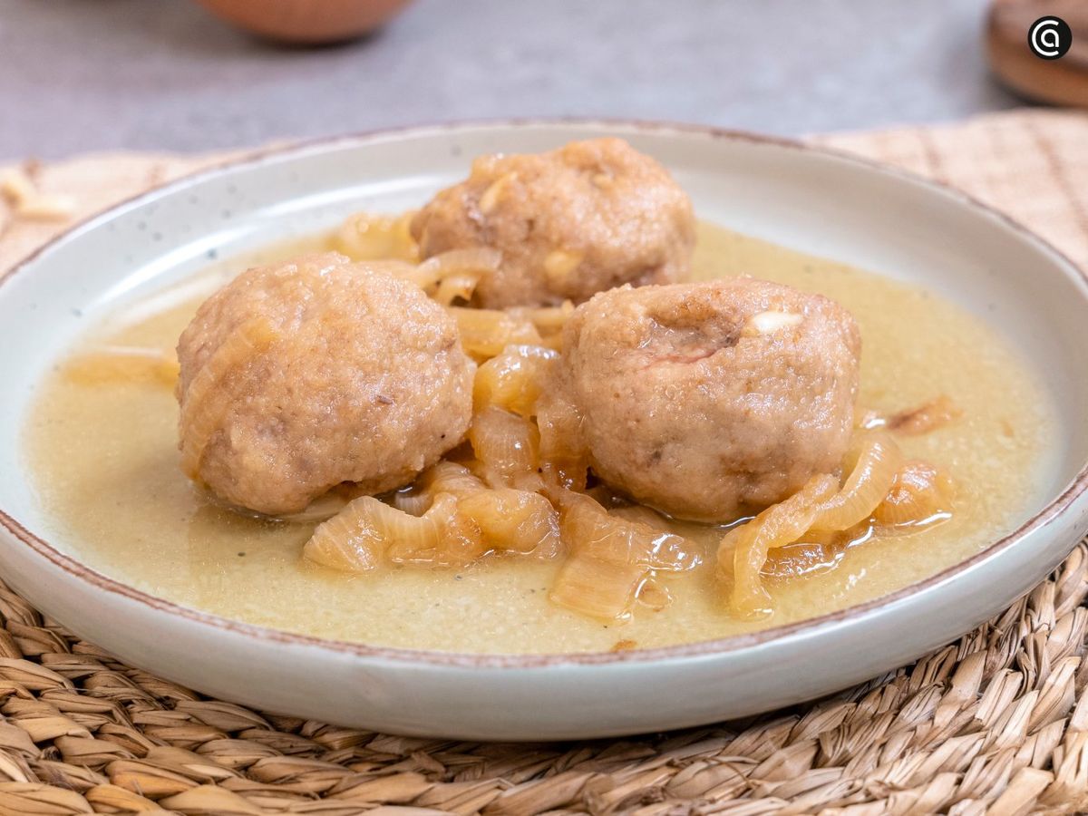 Albóndigas en salsa de cebolla - paso 5
