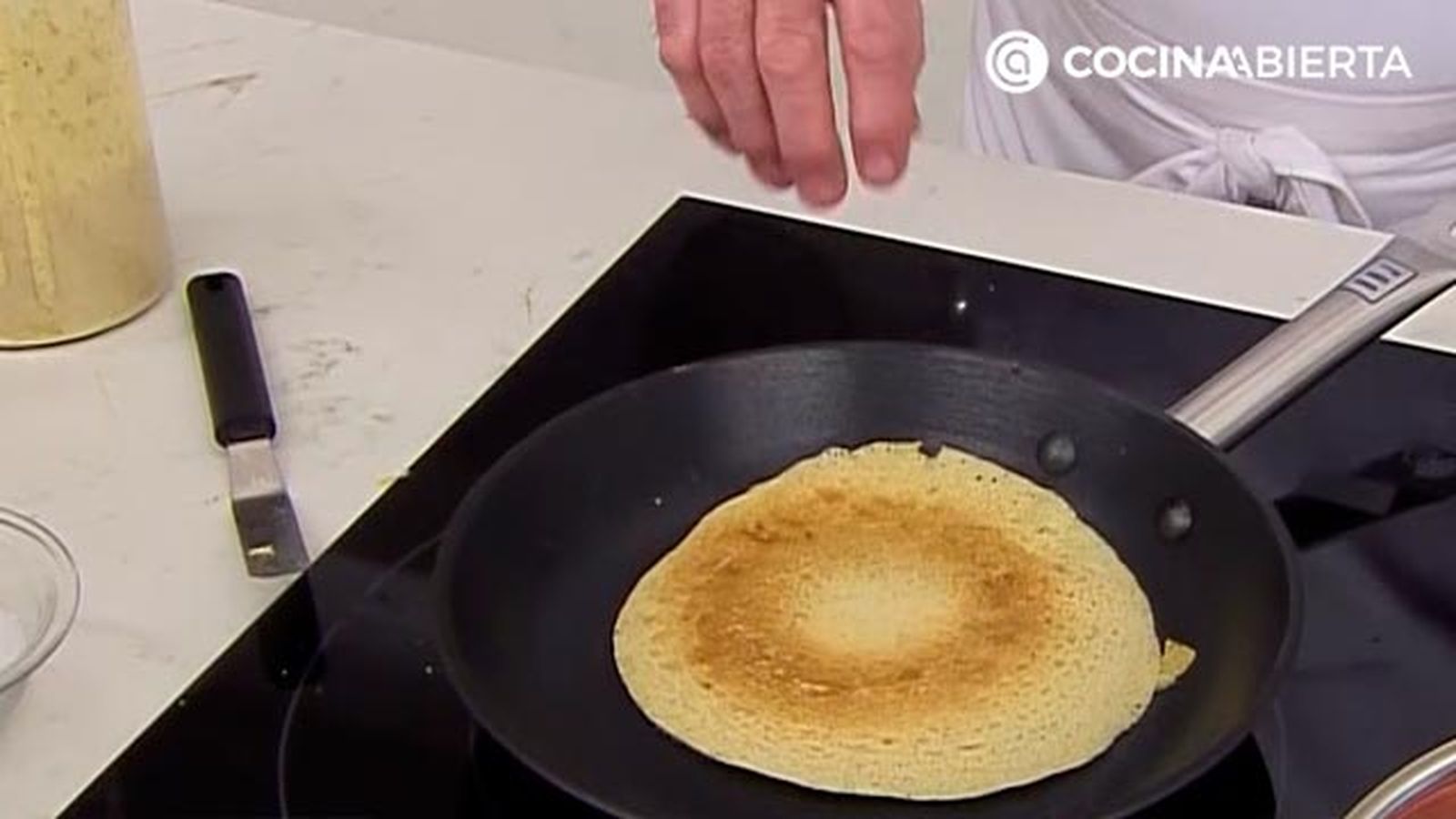 masa crepes salados harina garbanzo karlos arguinano paso4 masa crepes salados harina garbanzo karlos arguinano paso4