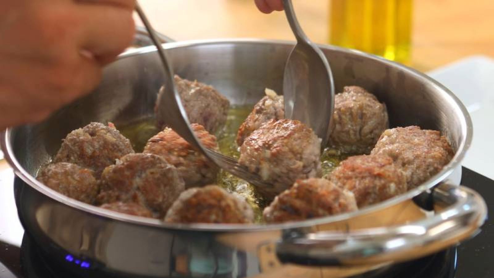 Albóndigas estilo sueco Paso 2 Albóndigas estilo sueco Paso 2