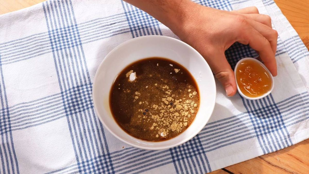 Yakitori, brocheta de pollo al estilo japonés  paso 2