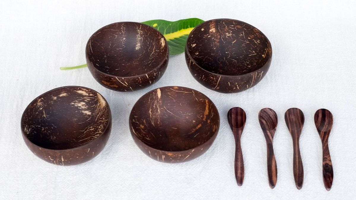 Juego de cuencos y cucharas de cocos reciclados