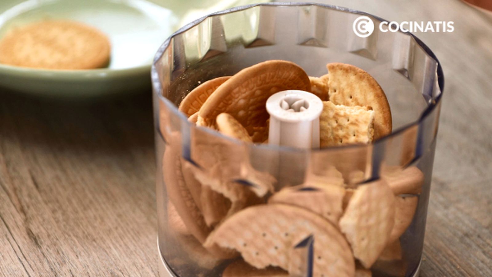 Tritura las galletas CTIS0878 receta tarta banoffe paso 1