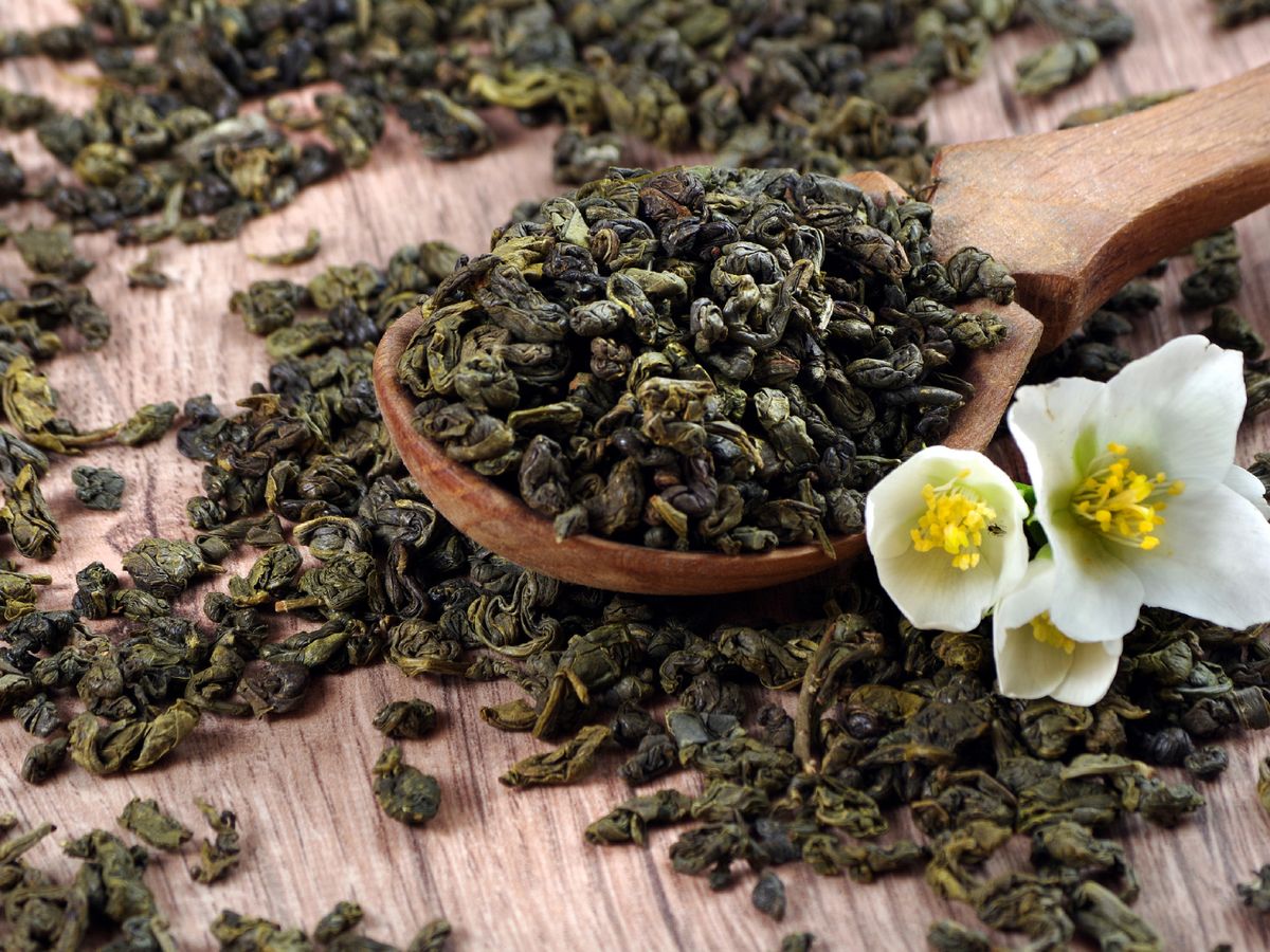 El té verde, fresco y antioxidante, ha sido considerado un elixir de juventud desde la antigua China hasta las ceremonias japonesas.