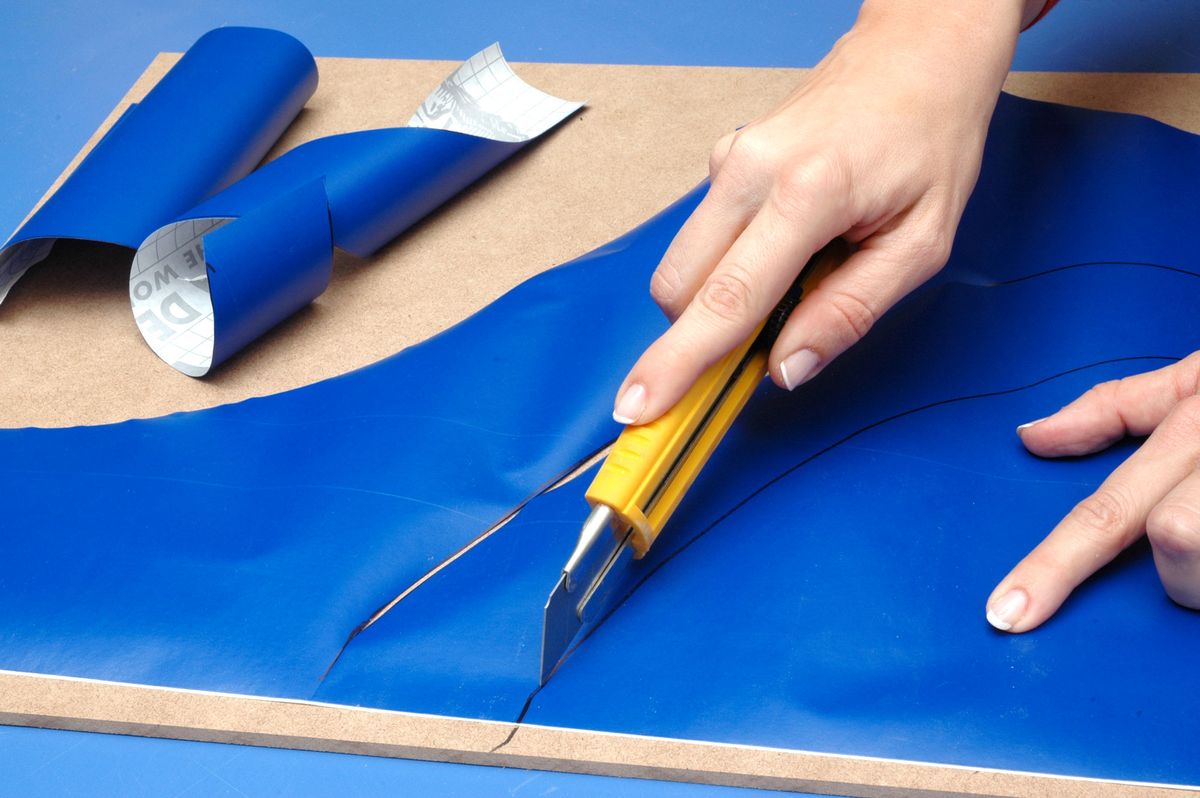 Pintar y decorar una estantería sencilla paso 2