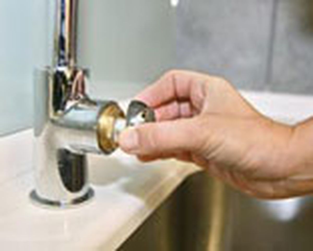 brico 0488 2 Puesta punto monomando cocina paso 6