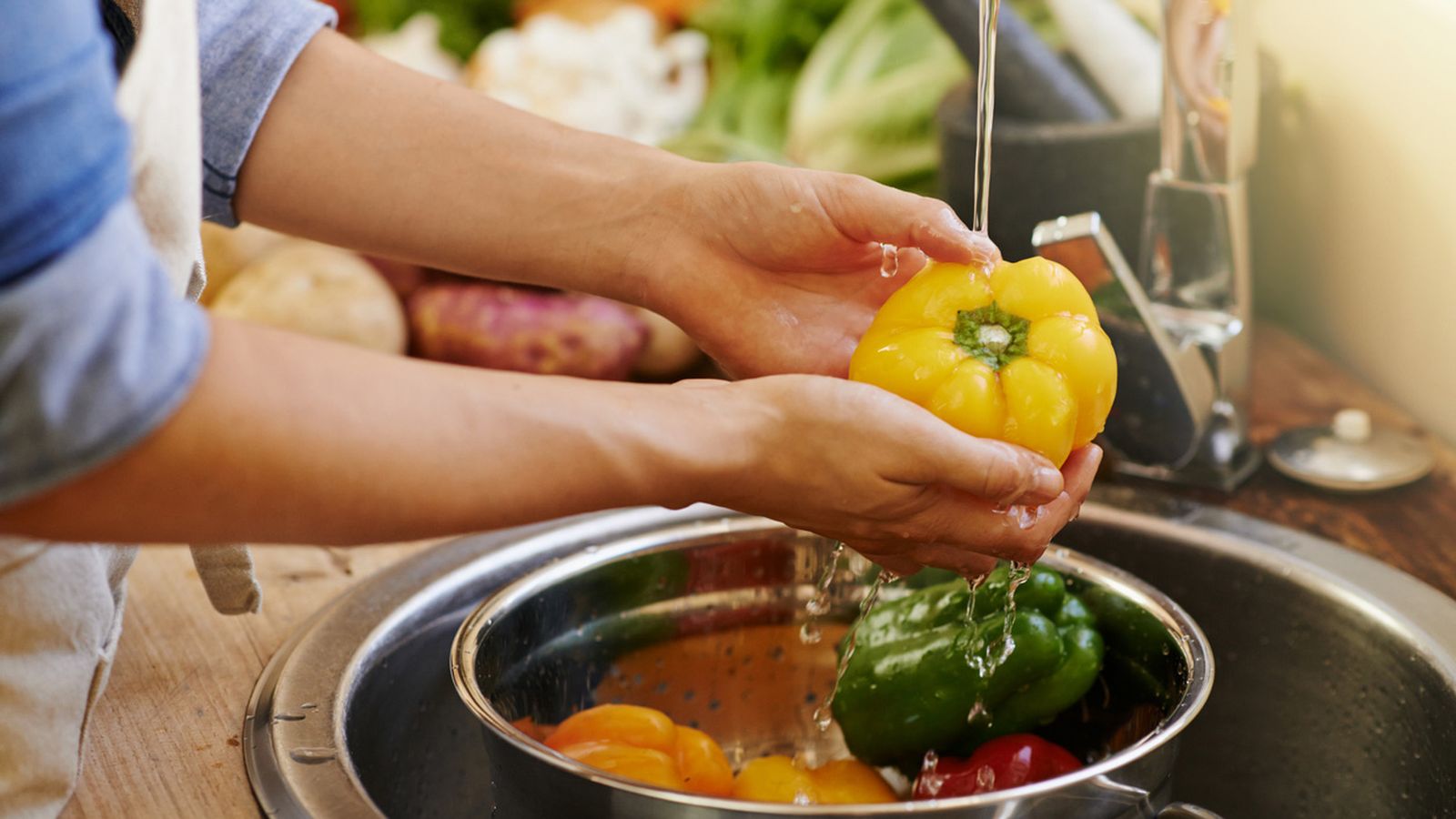 como lavar y desinfectar frutas y verduras portada