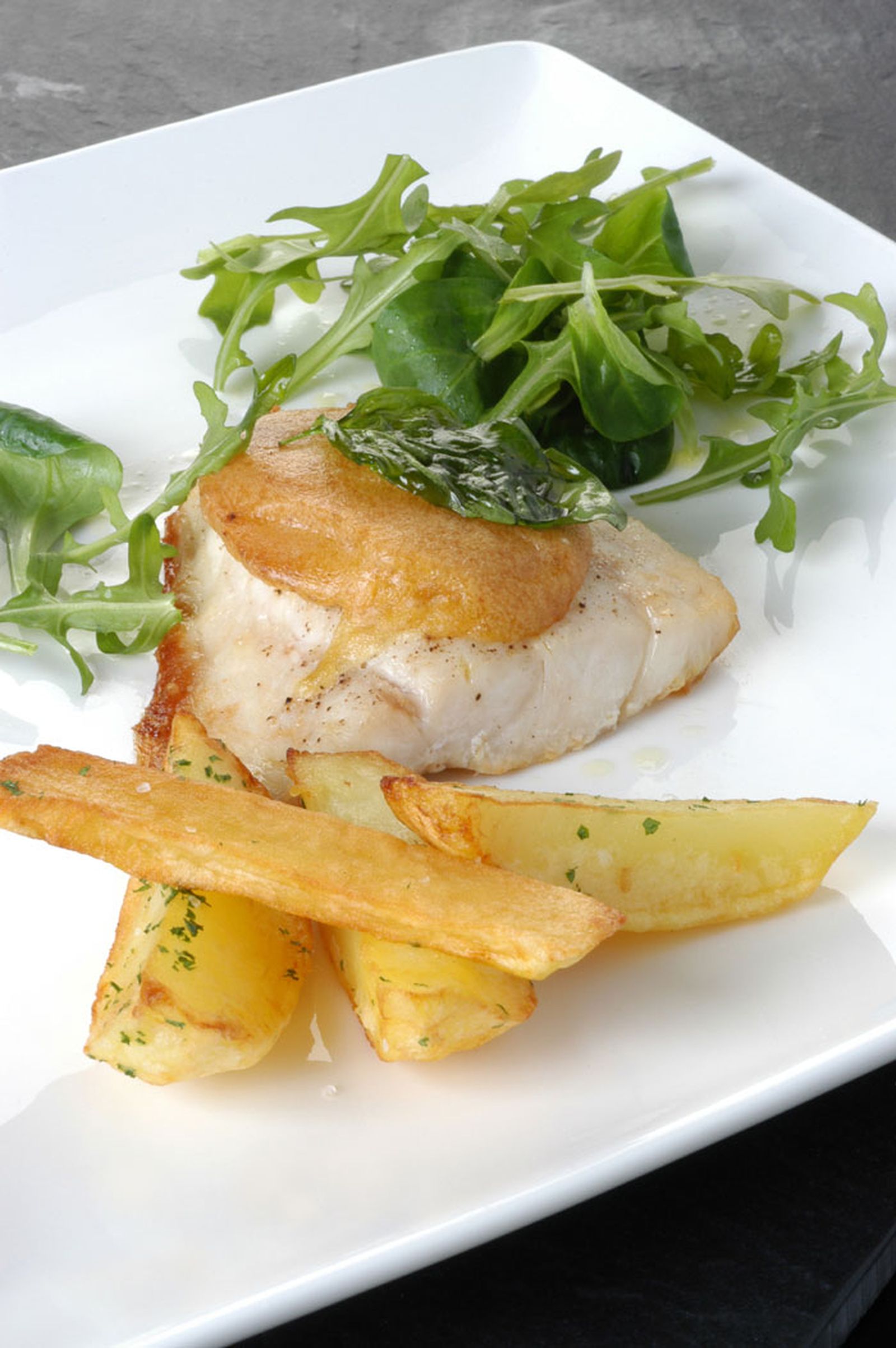 Perca al horno con mayonesa