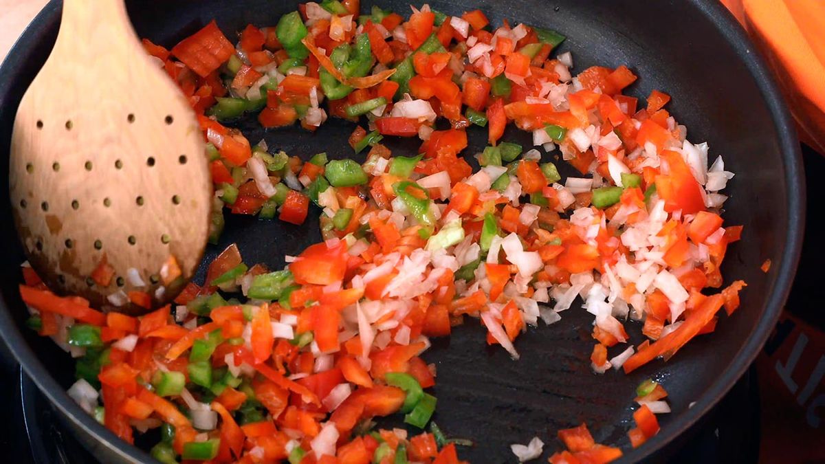 Receta de quesadilla de pollo y verduras  paso 3