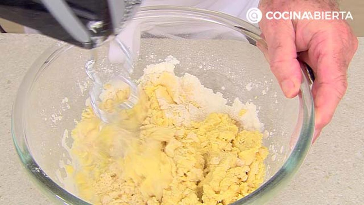 KARL6952 crespells p2