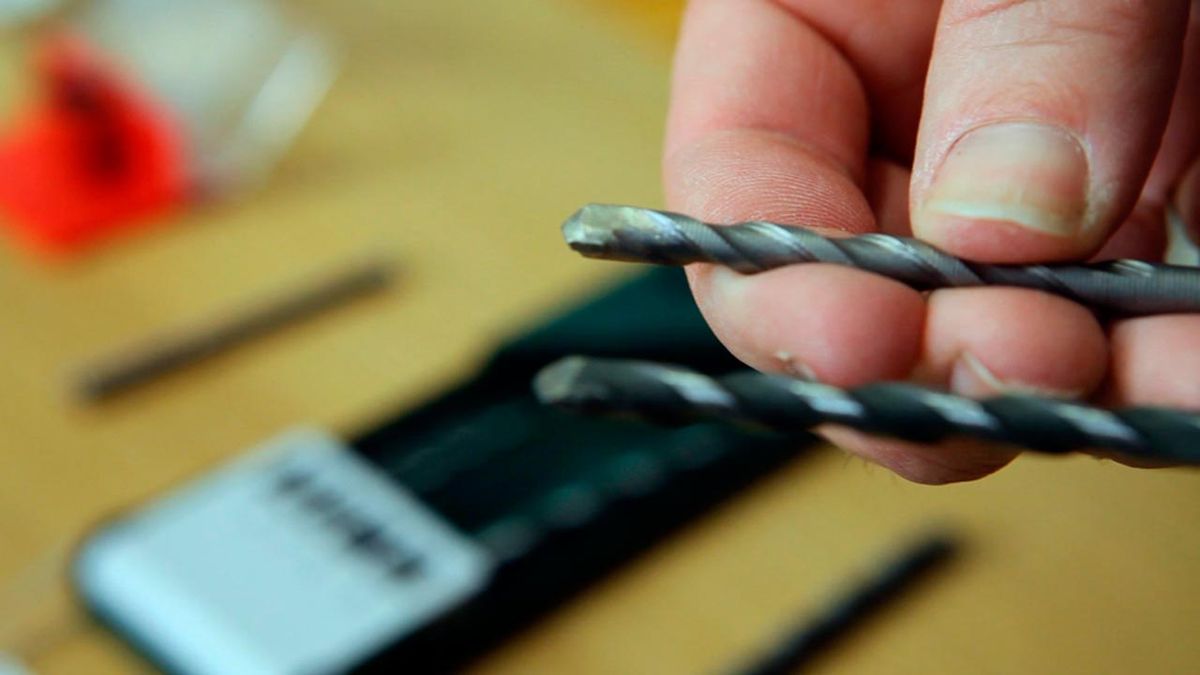 Cómo perforar materiales duros paso 3