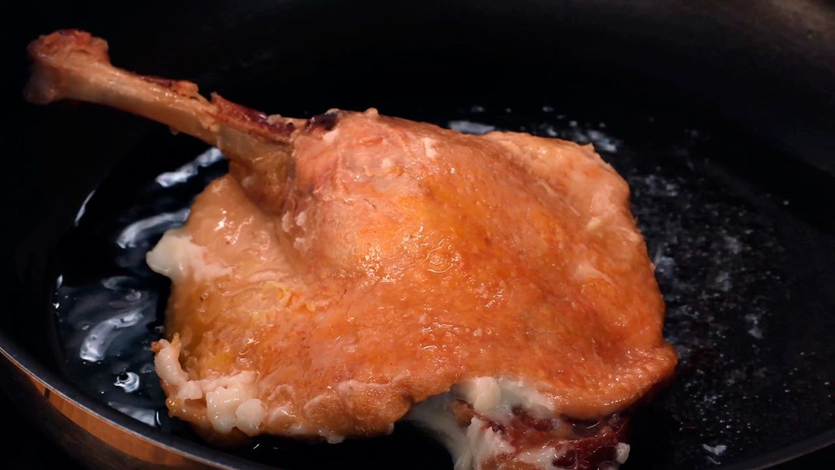 Receta de confit de pato con salsa de naranja  paso 4
