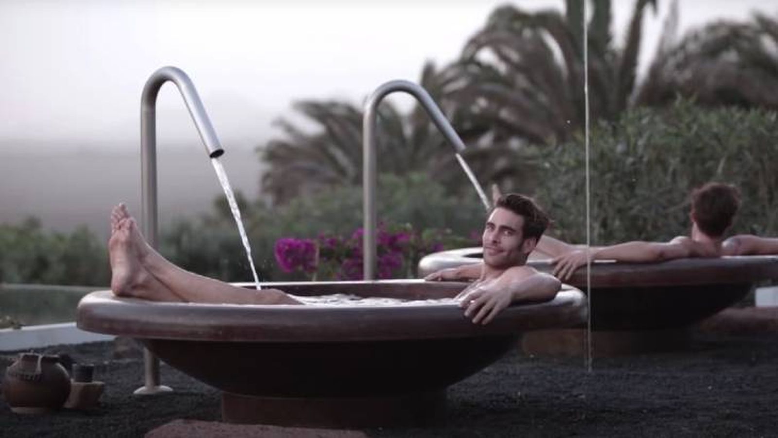 ducha exterior casa jon kortajarena ducha exterior casa jon kortajarena