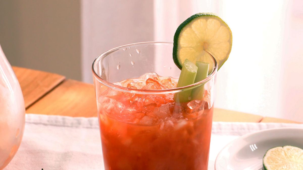 Bloody Mary  paso 3