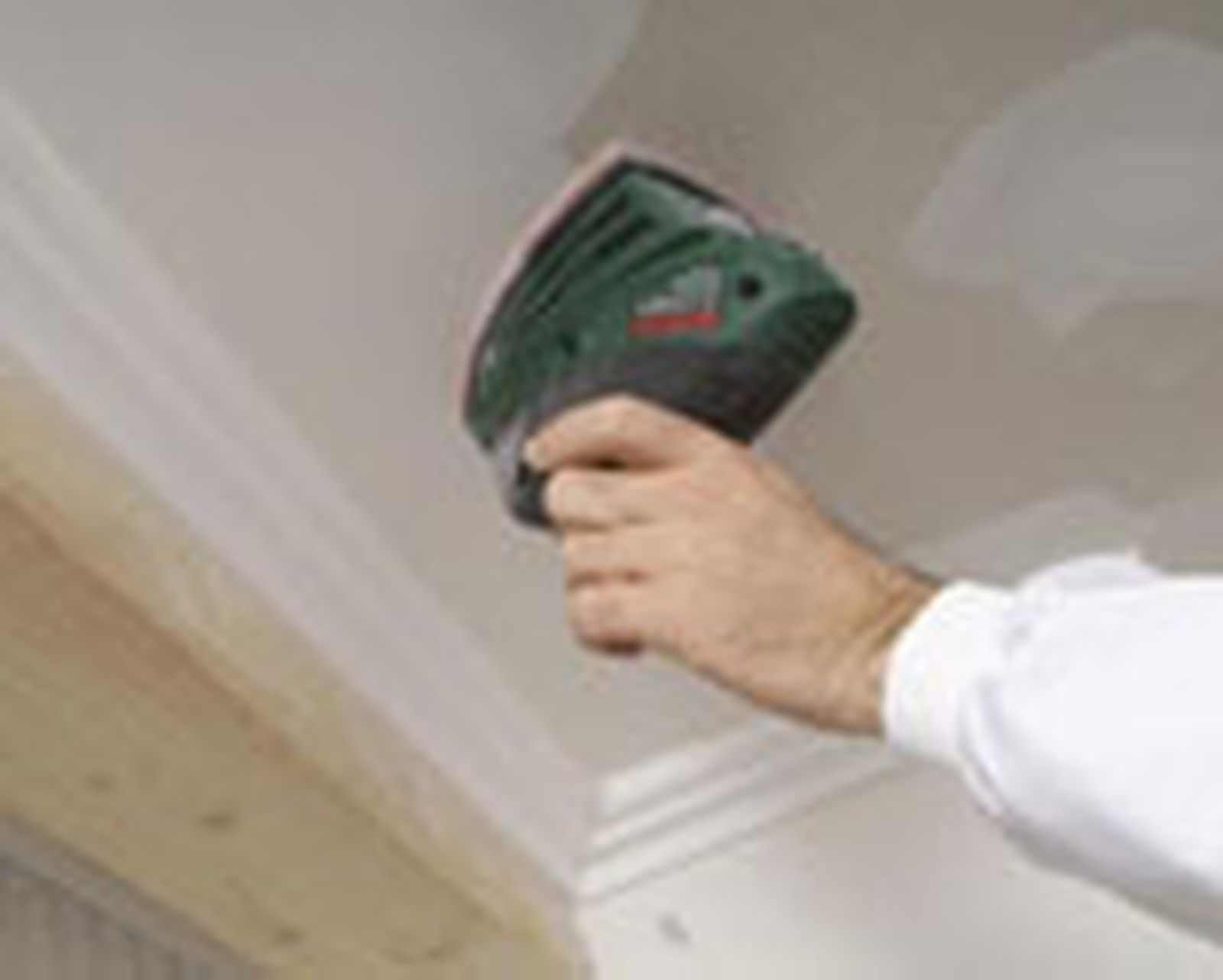 briconsejo1_0447 Pintar techo yeso laminado paso 1 briconsejo1_0447 Pintar techo yeso laminado paso 1