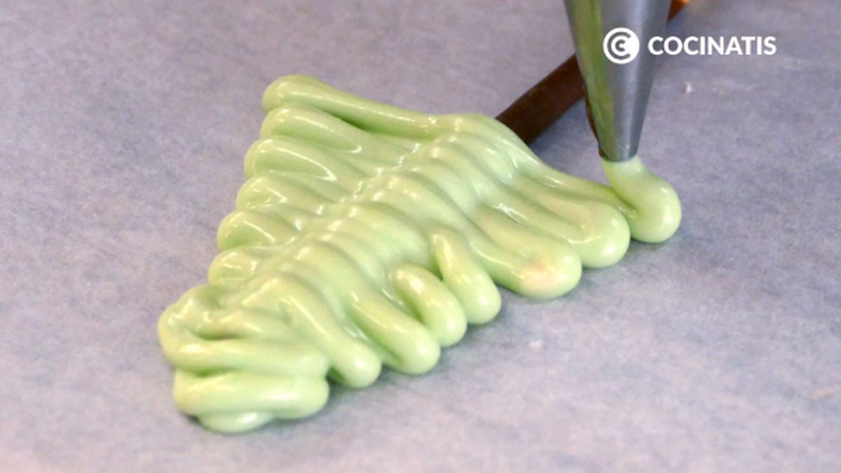 Receta de arbolitos de Navidad de chocolate  paso 2