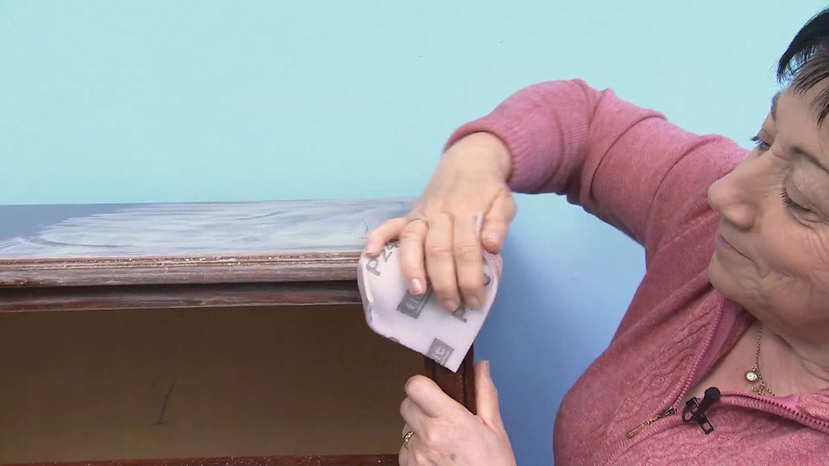 como pintar un chifonier de melamina paso 1