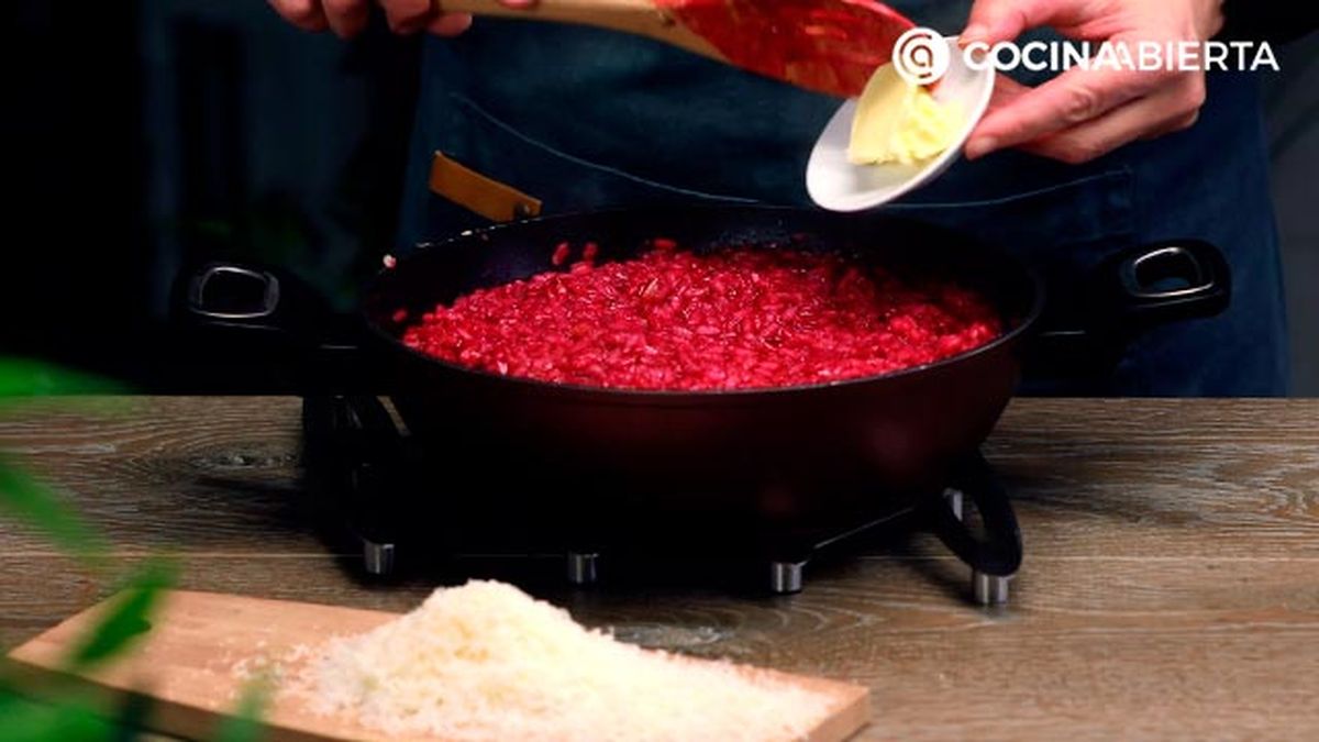 CTIS0896 receta risotto rojo de remolacha paso 6 ca