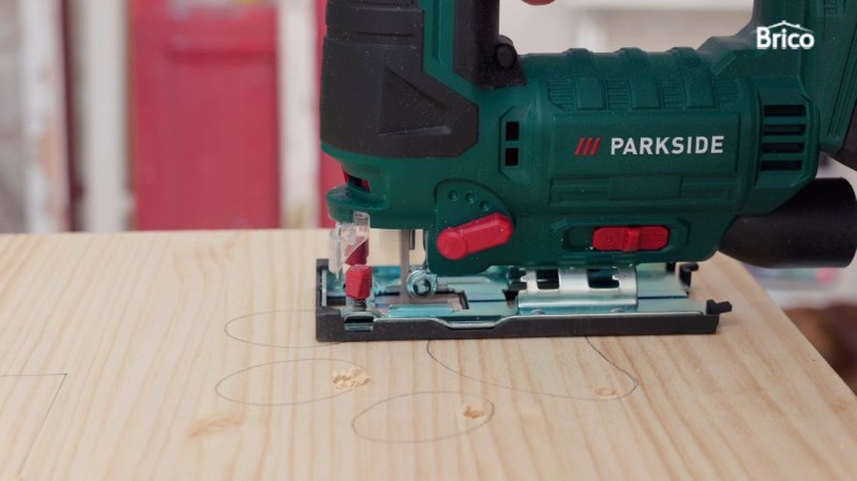 Cortar la silueta de la pezuña