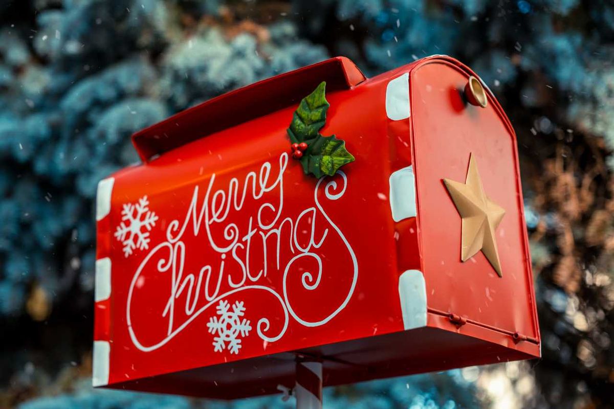 Buzón navideño.