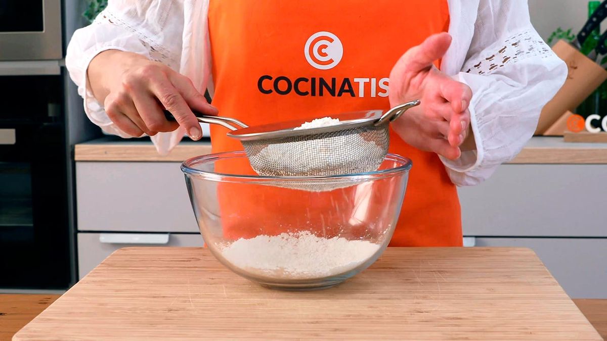 Receta de bastones de galleta para Navidad  paso 1