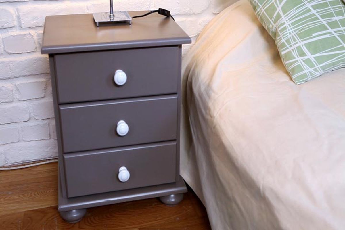 Renovar una mesita de madera paso 7