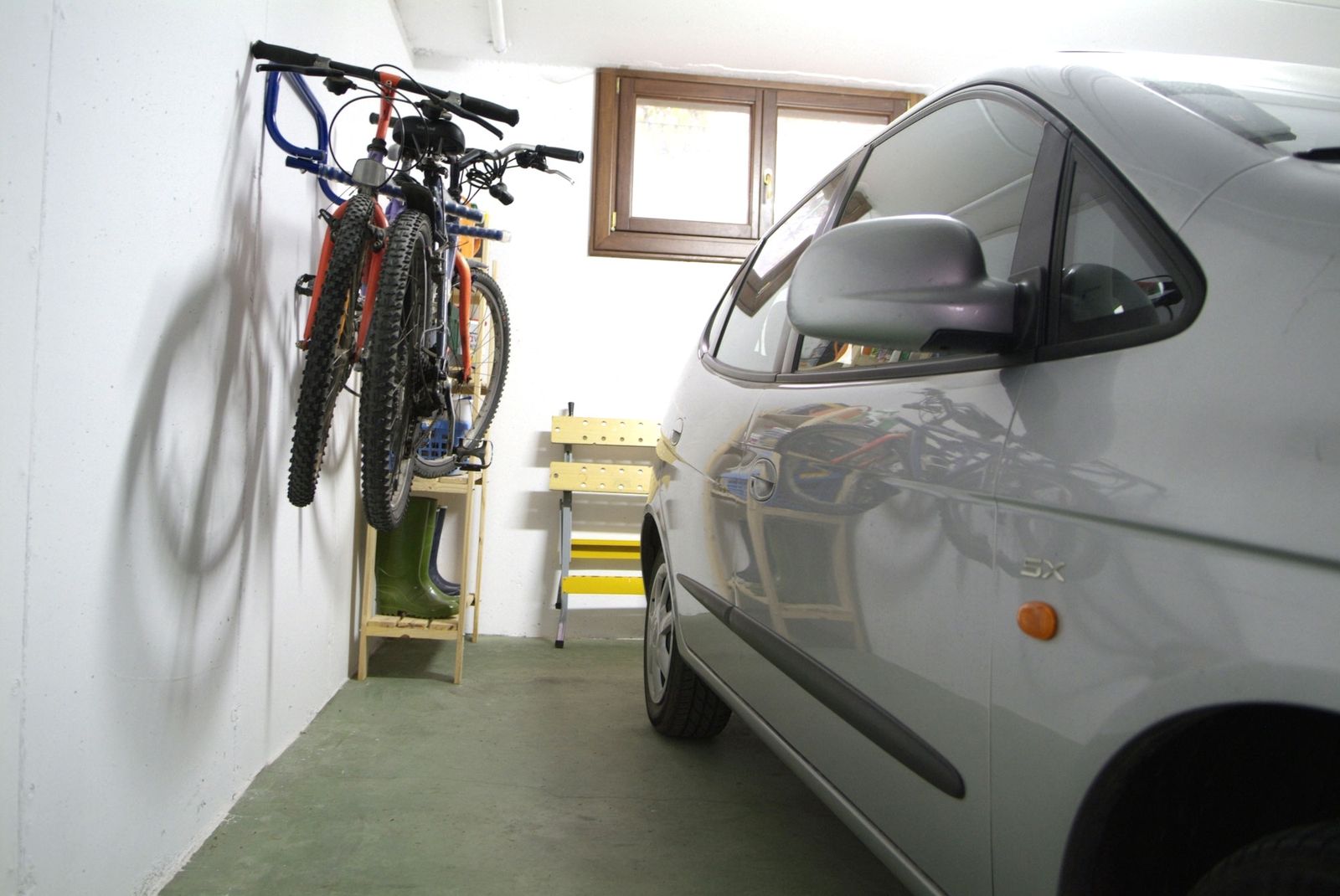 brico 0457 1 Colocacion soporte bicicleta xl