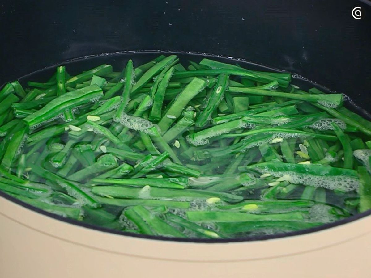 Cuece las judías verdes antes de saltearlas