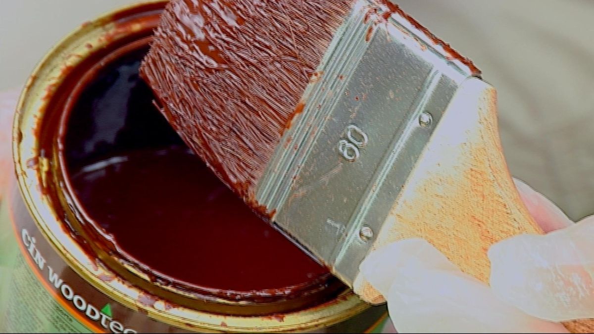 Barnizar valla de exterior paso 2