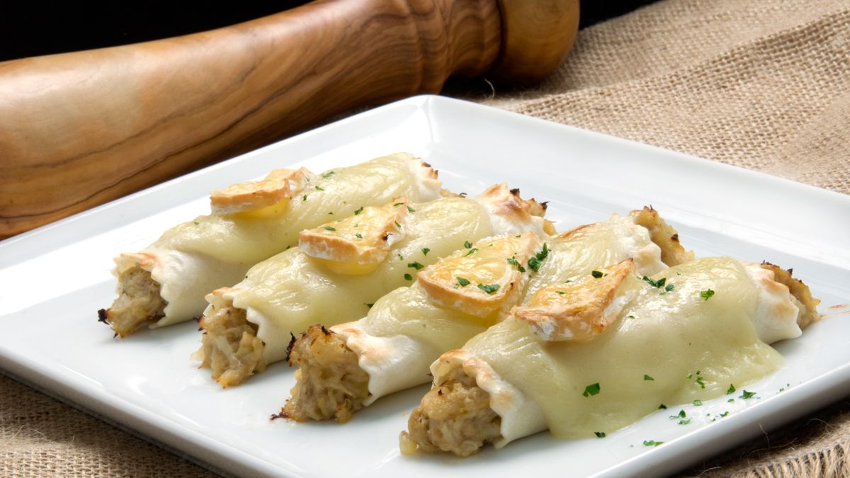 Quedarás genial con unos buenos canelones de pollo asado
