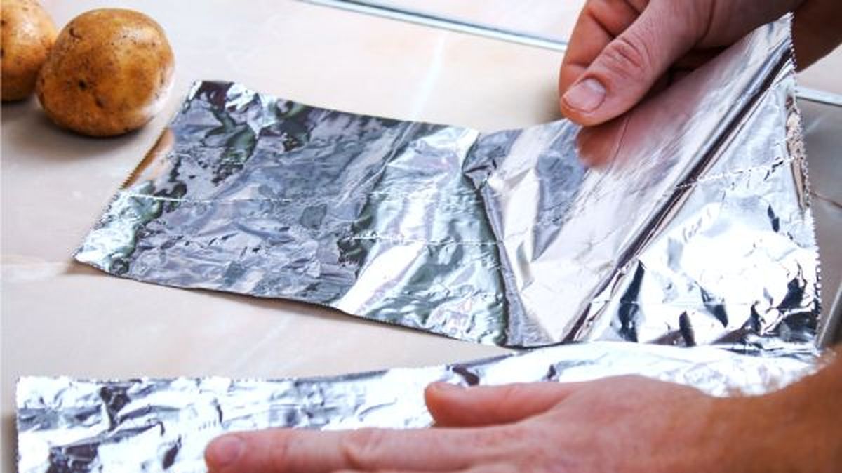 no meter estos materiales freidora aire papel aluminio