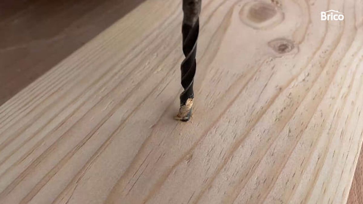 Bricomania 35 macetero pared 4