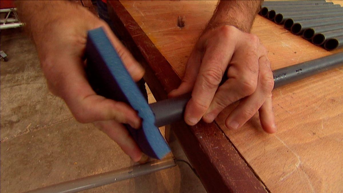 Cómo hacer un sistema de riego por goteo paso 3