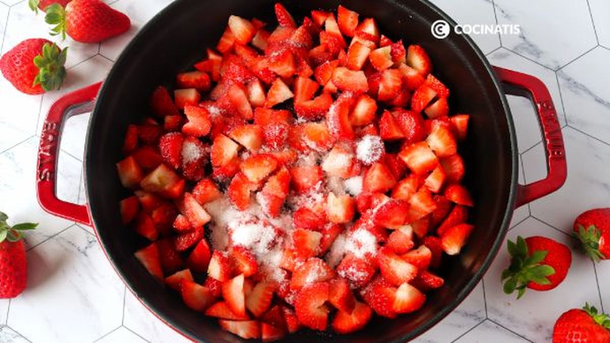 Receta de mousse de fresa- paso 1