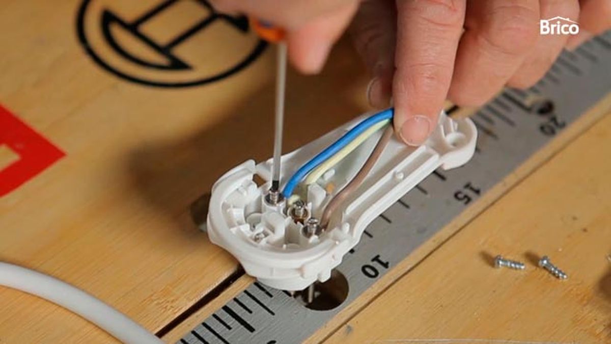 Enchufe plano paso 1