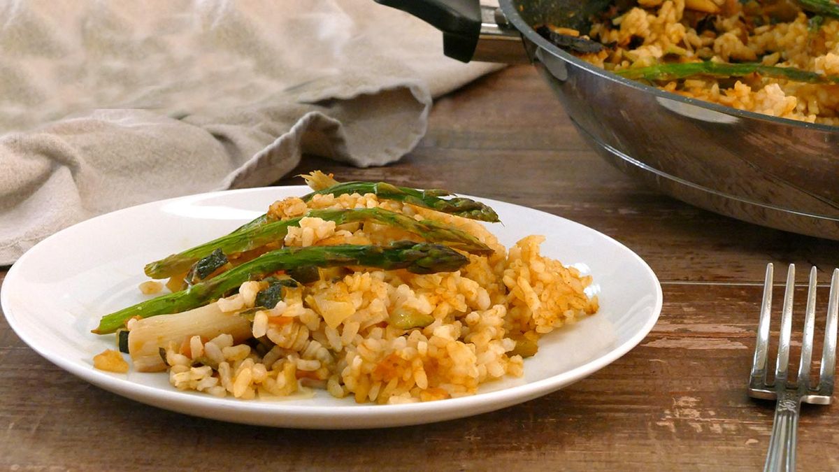 Paella de verduras  emplatado