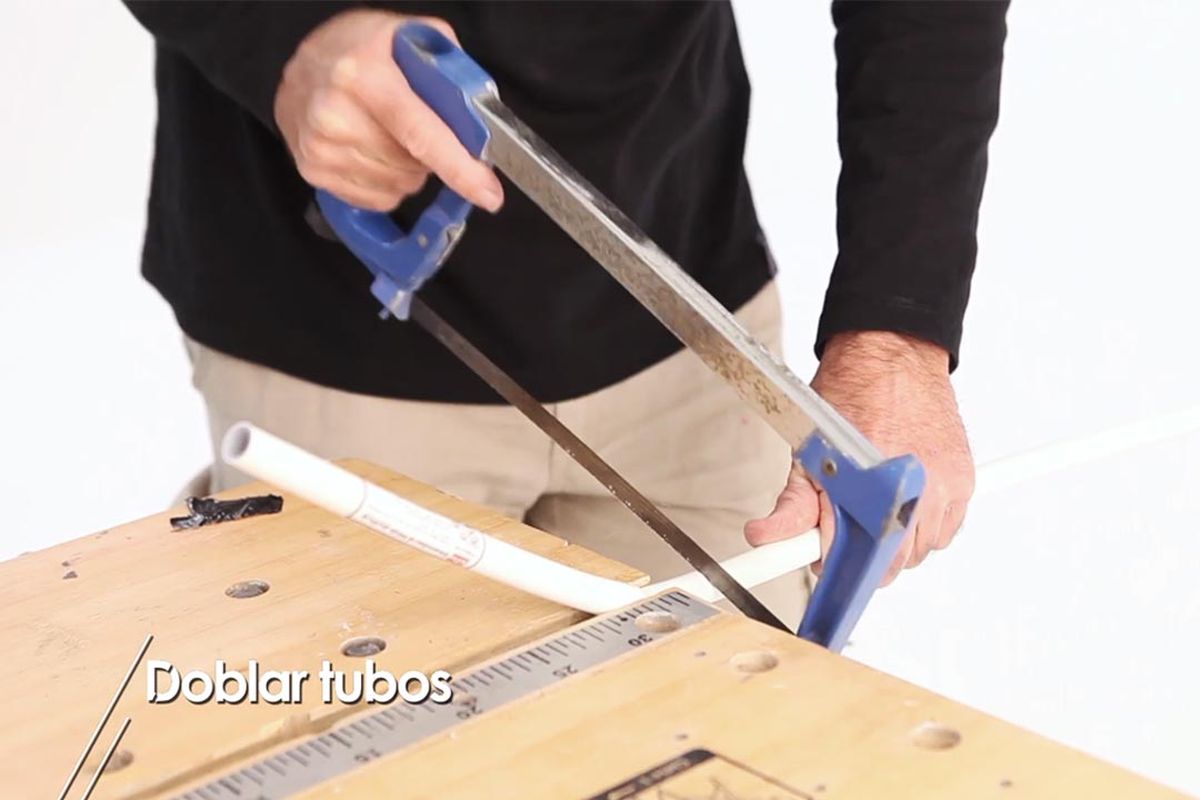 brico 1014 briconsejo 2 doblar tubos paso 1