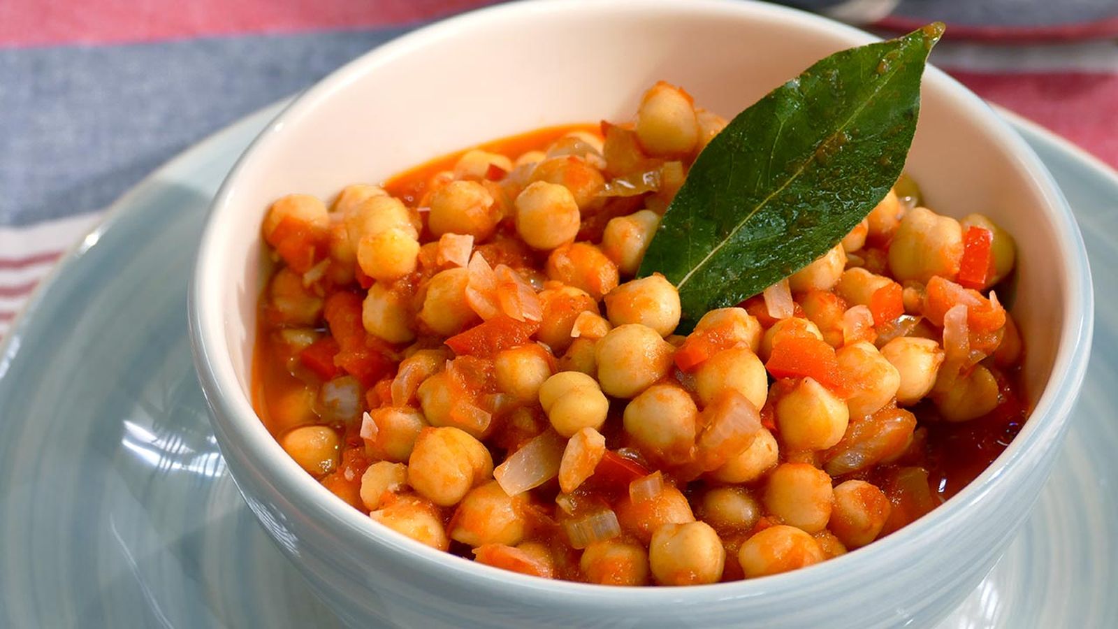 Receta de garbanzos con tomate Receta de garbanzos con tomate