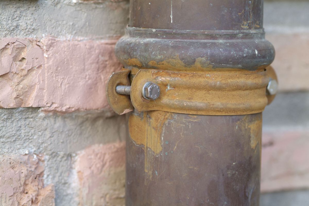 Cómo fijar una bajante paso 6