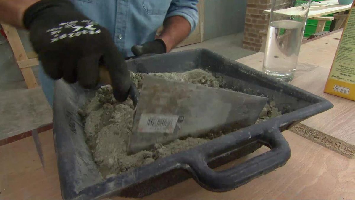 Como hacer topes de cemento para puertas paso 3