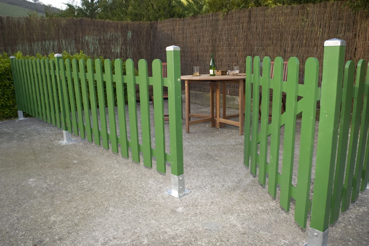 Cercado de madera para el jardín paso 29