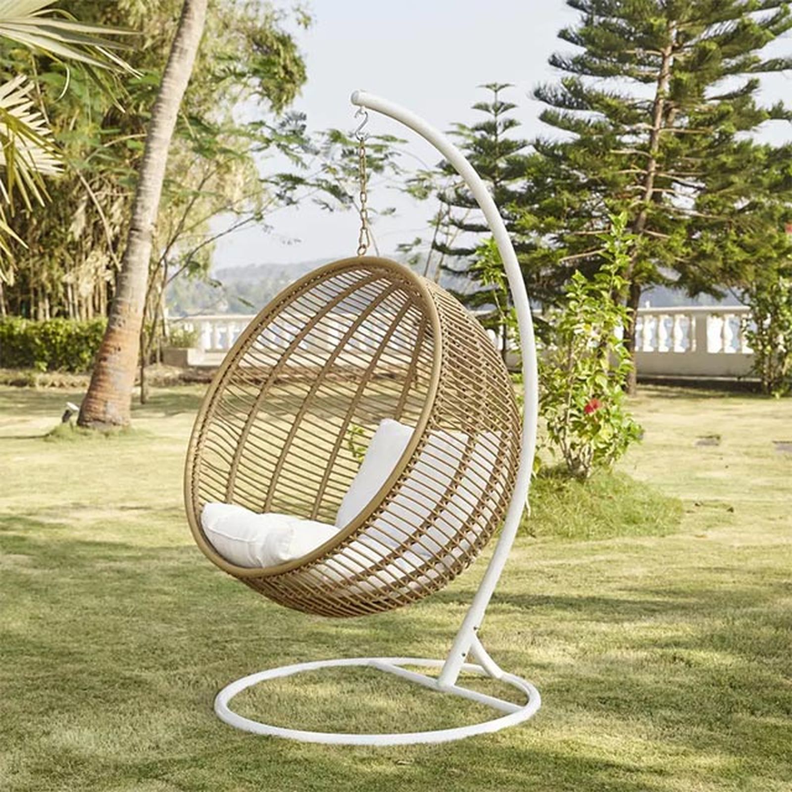 decorar jardin grande poco dinero columpio maisons du monde decorar jardin grande poco dinero columpio maisons du monde