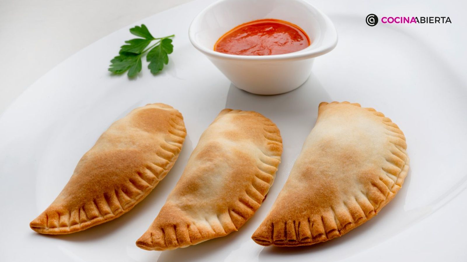 Receta de empanadillas de espinaca y huevo, fácil y deliciosa