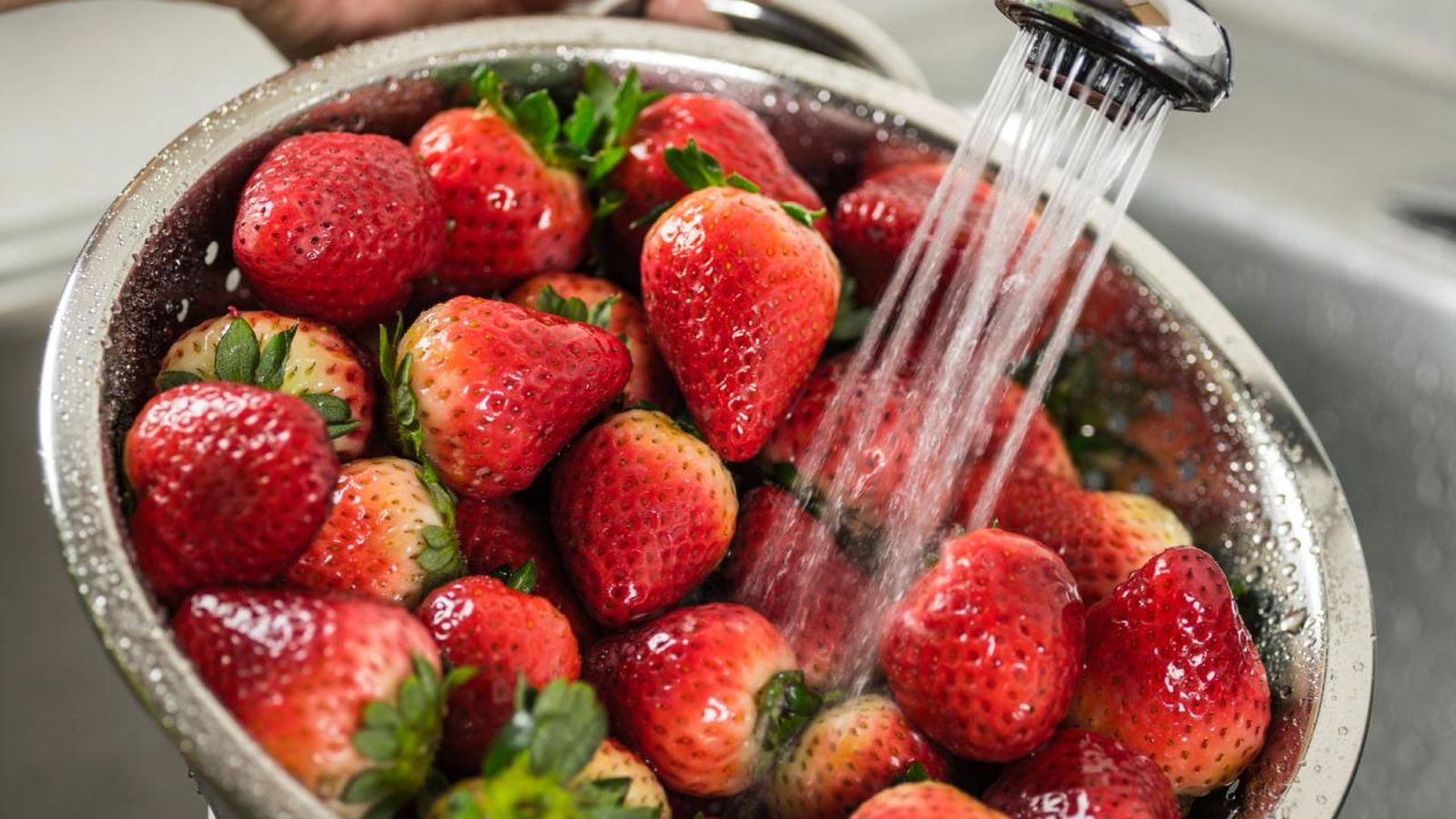Cómo limpiar las fresas Cómo limpiar las fresas