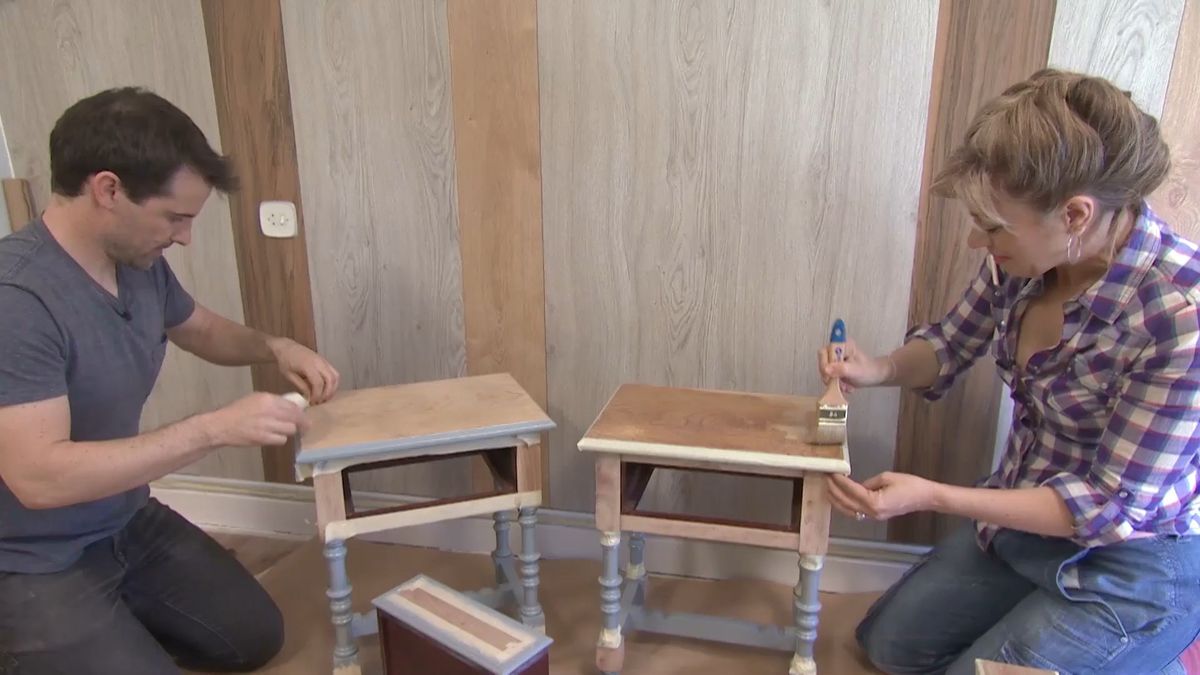 Deco 731 Dormitorio amarillo con friso de madera paso 8