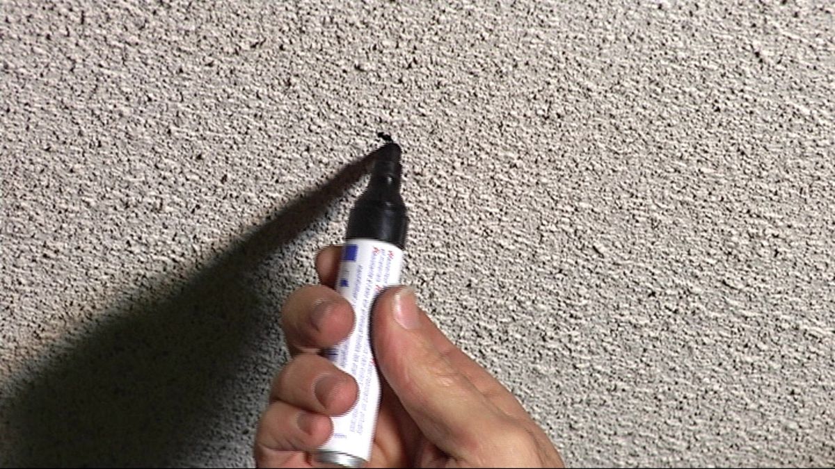 Fijar argolla en techo paso 3