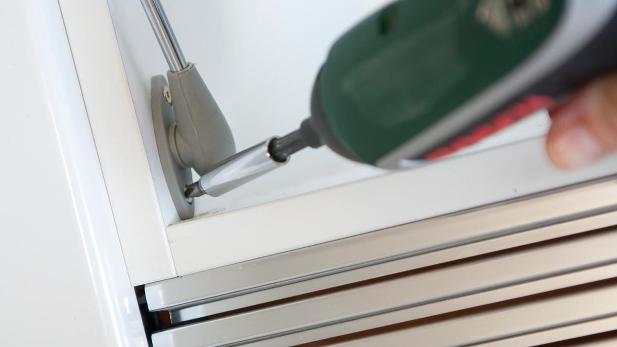 Bricomania 681 Hidraulico para puerta p3