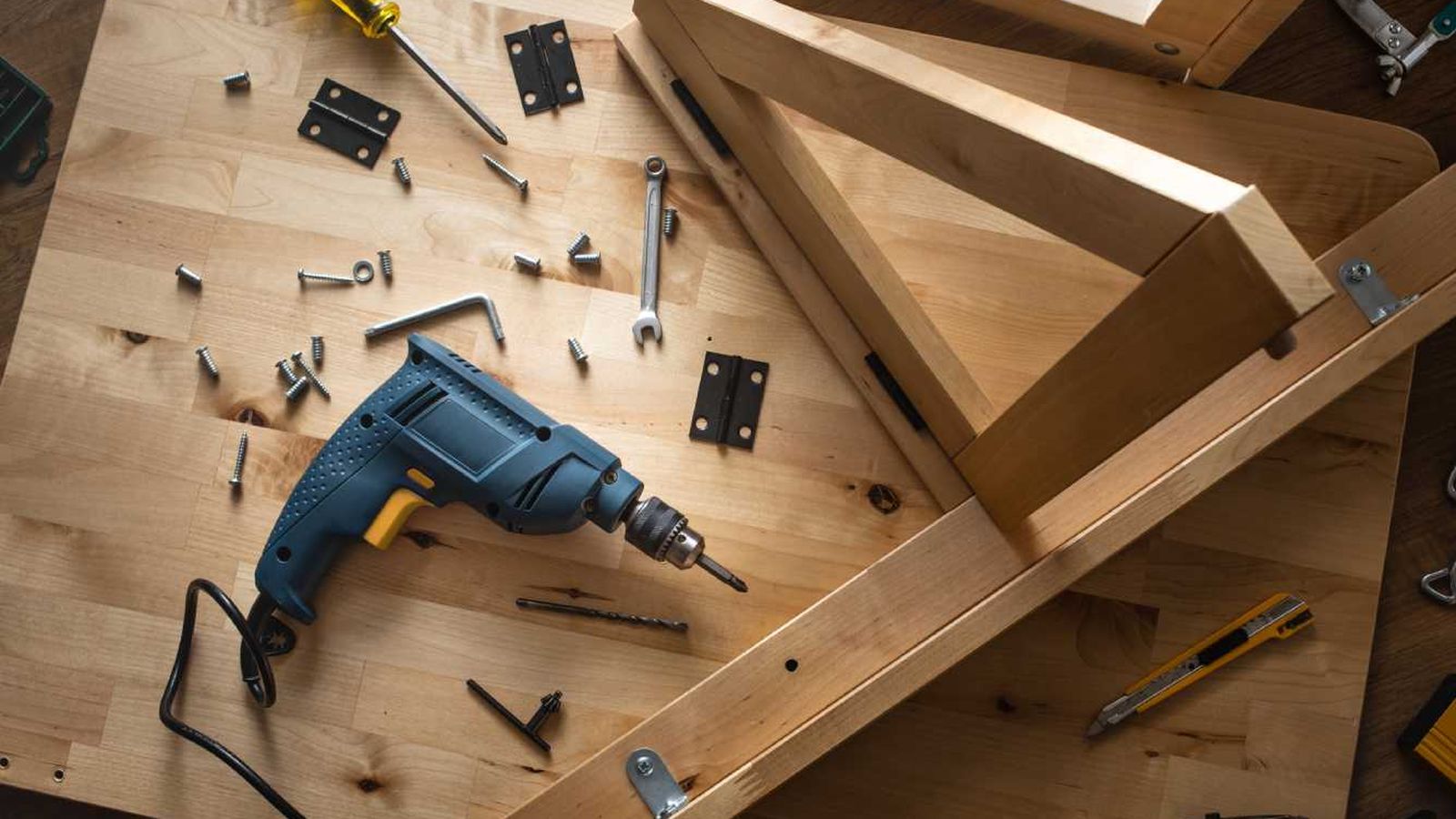 Clasifica tus herramientas y materiales. Clasifica tus herramientas y materiales.