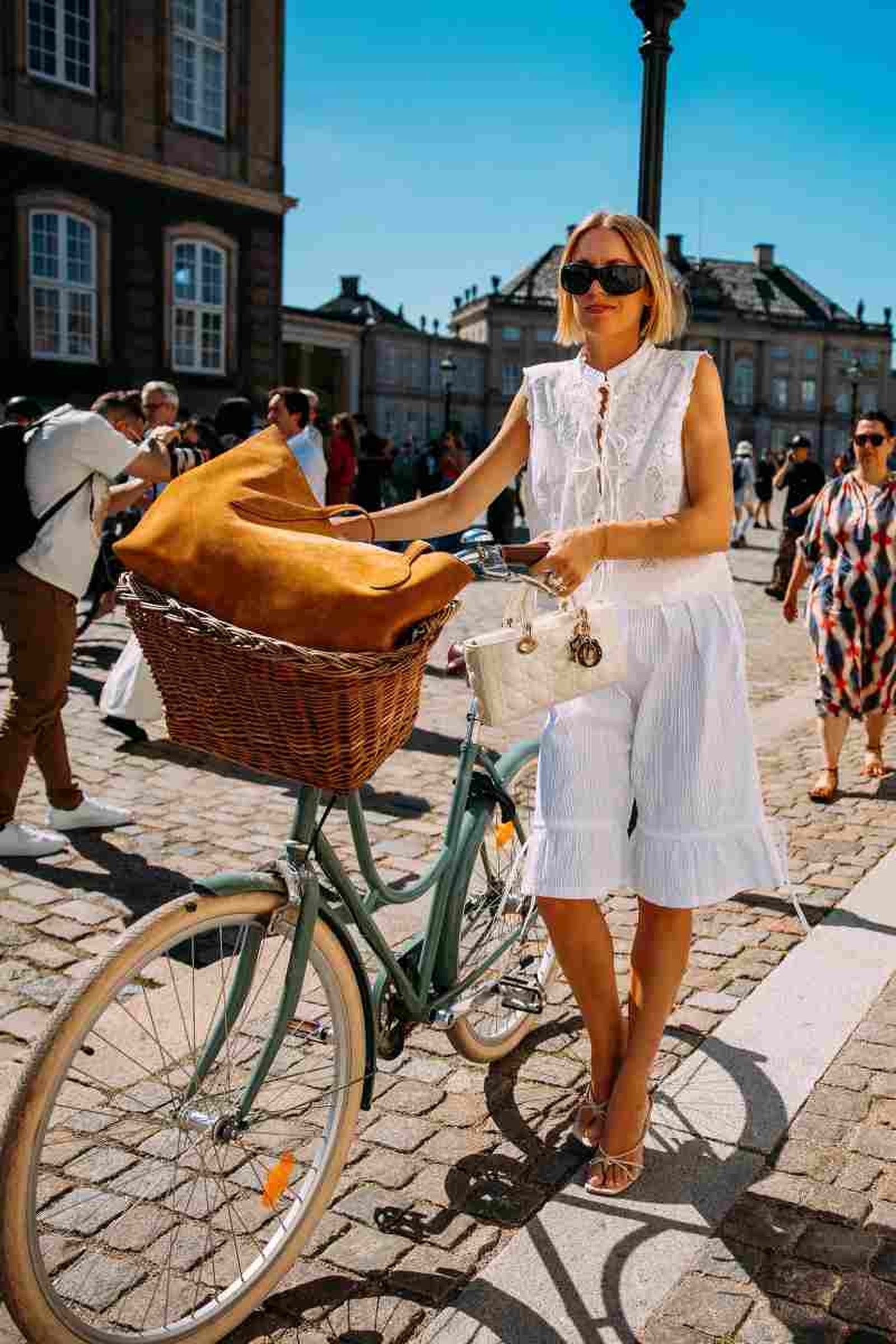 Copenhague Street Style, con sandalias de tacón Copenhague Street Style, con sandalias de tacón