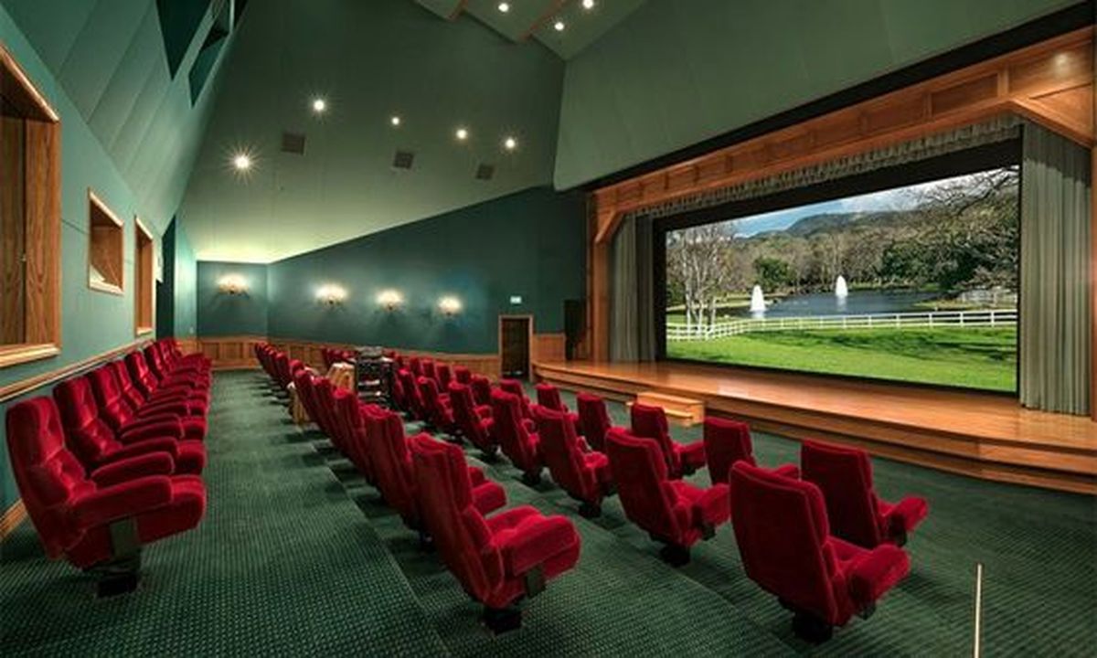 michael jackson neverland cine pinterest hello and hola media, inc