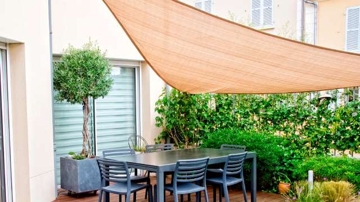 como colocar un toldo vela 1